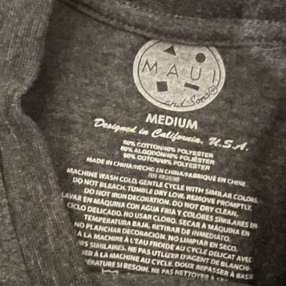 Maui Graphic T-Shirt - Picture 2 of 2